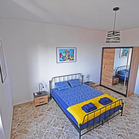 Vista Mare Daire